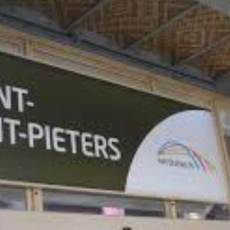 2 Person Privat Room Between Expo Ghent & Ghent Sint Pieters Station ภายนอก รูปภาพ